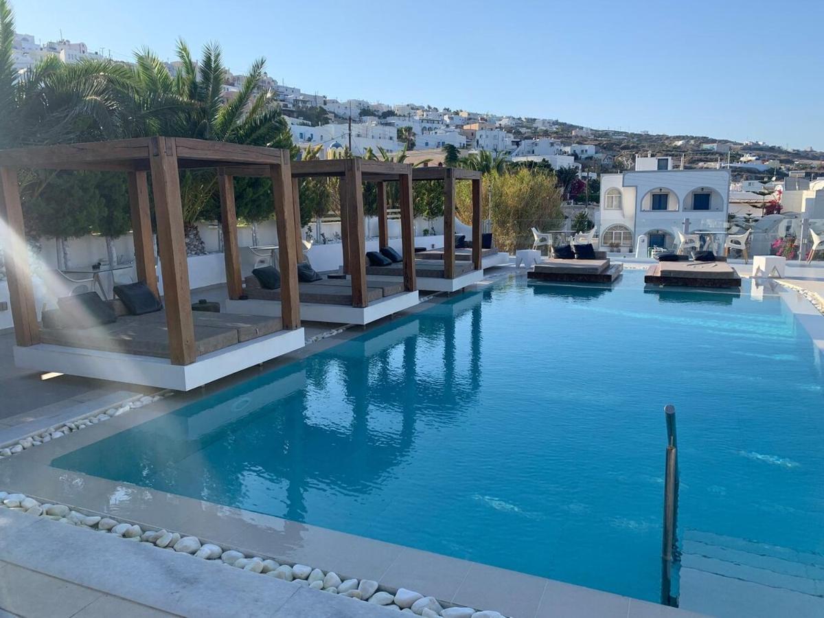 Callia Retreat Suites - Adults Only Fira  Exteriér fotografie