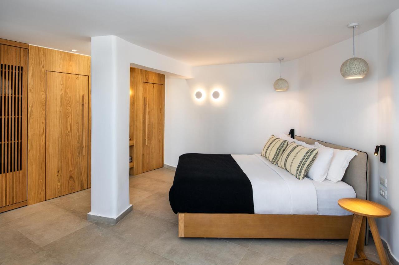 Callia Retreat Suites - Adults Only Fira  Exteriér fotografie