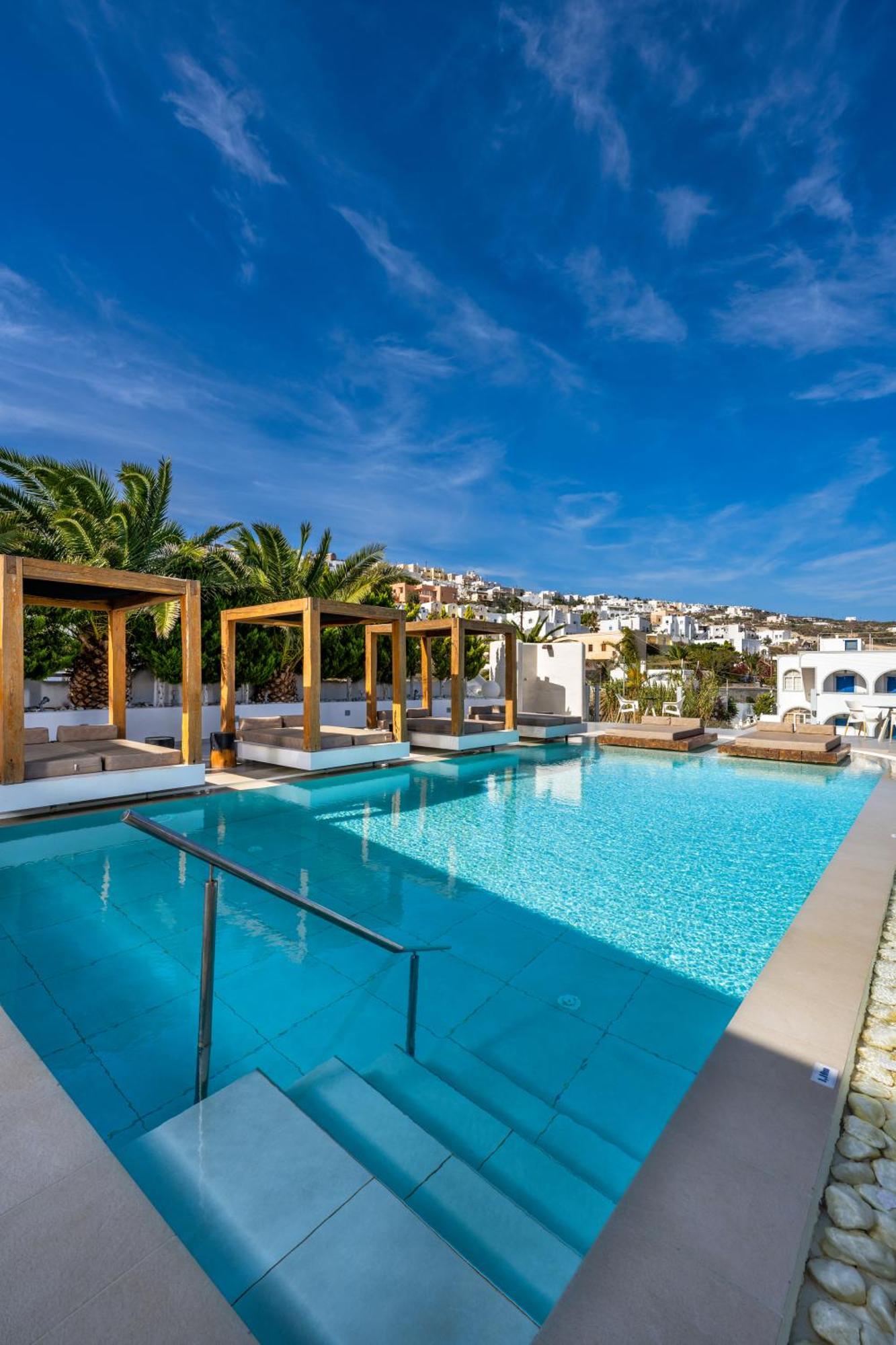 Callia Retreat Suites - Adults Only Fira  Exteriér fotografie