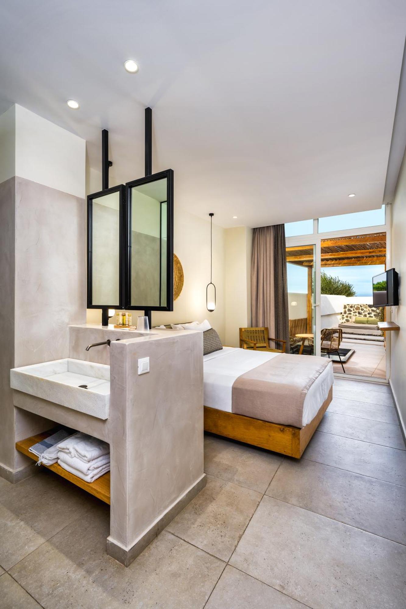 Callia Retreat Suites - Adults Only Fira  Exteriér fotografie
