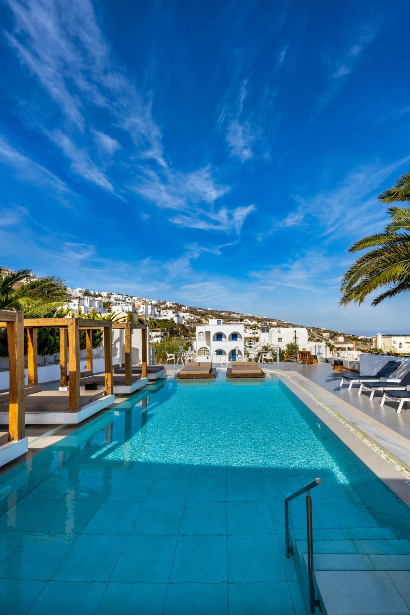 Callia Retreat Suites - Adults Only Fira  Exteriér fotografie