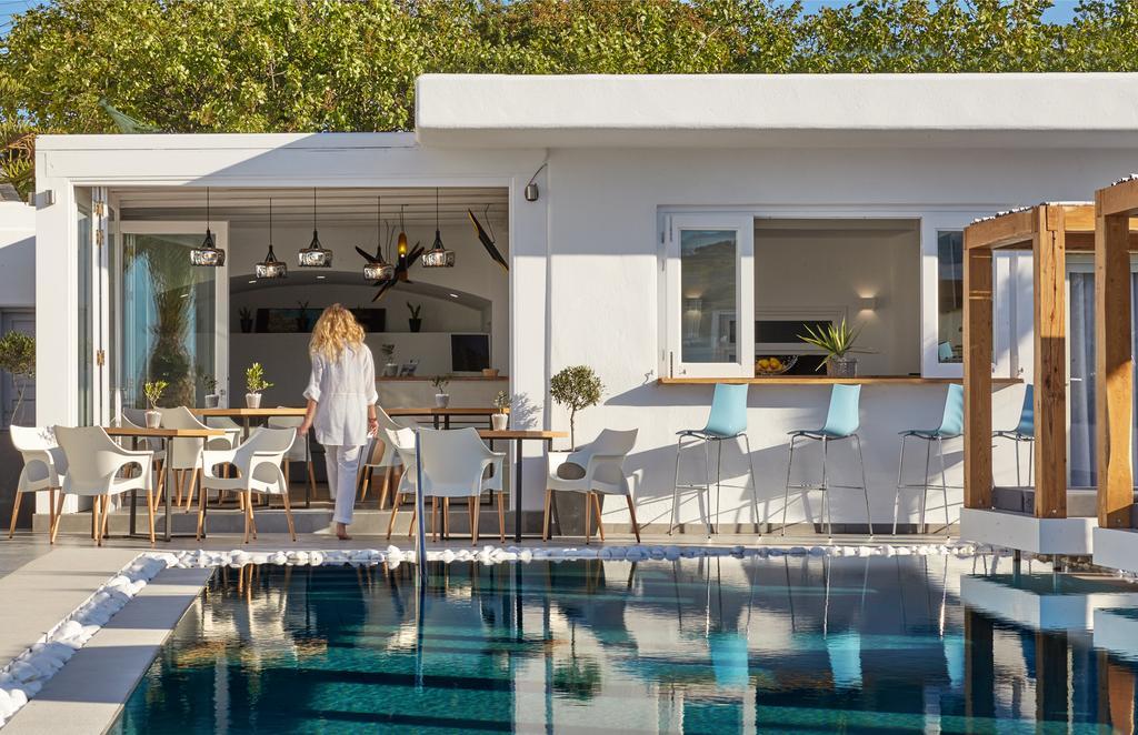 Callia Retreat Suites - Adults Only Fira  Exteriér fotografie