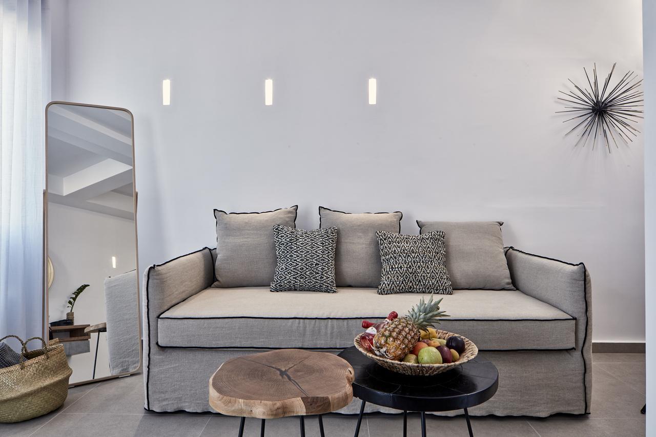 Callia Retreat Suites - Adults Only Fira  Exteriér fotografie