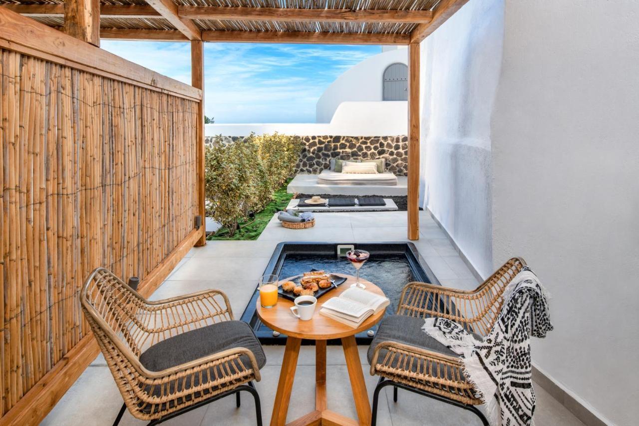 Callia Retreat Suites - Adults Only Fira  Exteriér fotografie